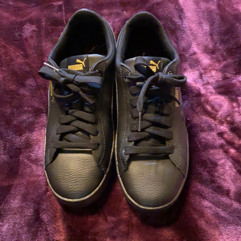 Black Puma Sneakers